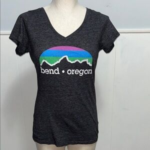 Blue 84 Women's VTG. Black Bend Oregon Tee Size Large